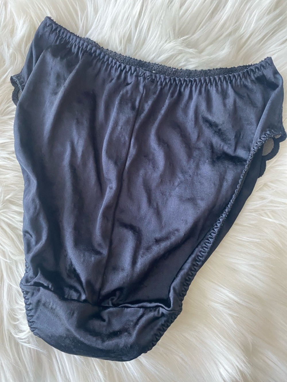 Olga vintage High-Waist second skin & Lace Briefs - Black - Picture 4 of 7
